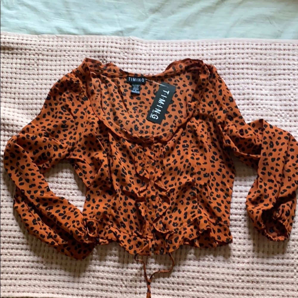 Anima print crop top